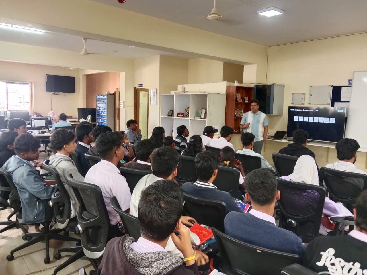 Industrial Visit for final year  Computer Science department students to M/s.Sensara Technologies
